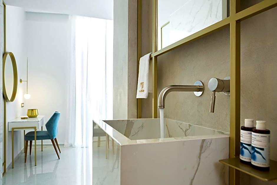 Mirabile Luxury Suites