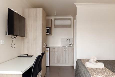 Executive Queen Room