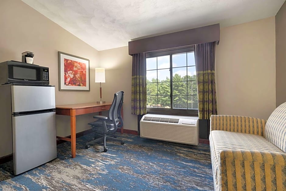 Super 8 by Wyndham West Greenwich/Providence