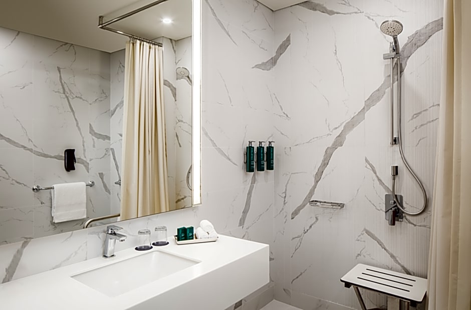 DoubleTree by Hilton Fujairah City