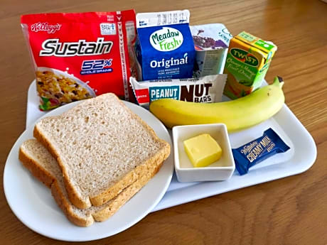 2 On Whiteleigh Motel