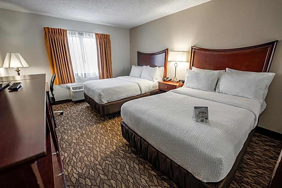 Christopher Inn and Suites