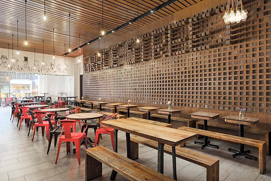 The Hotel @ Fifth Avenue