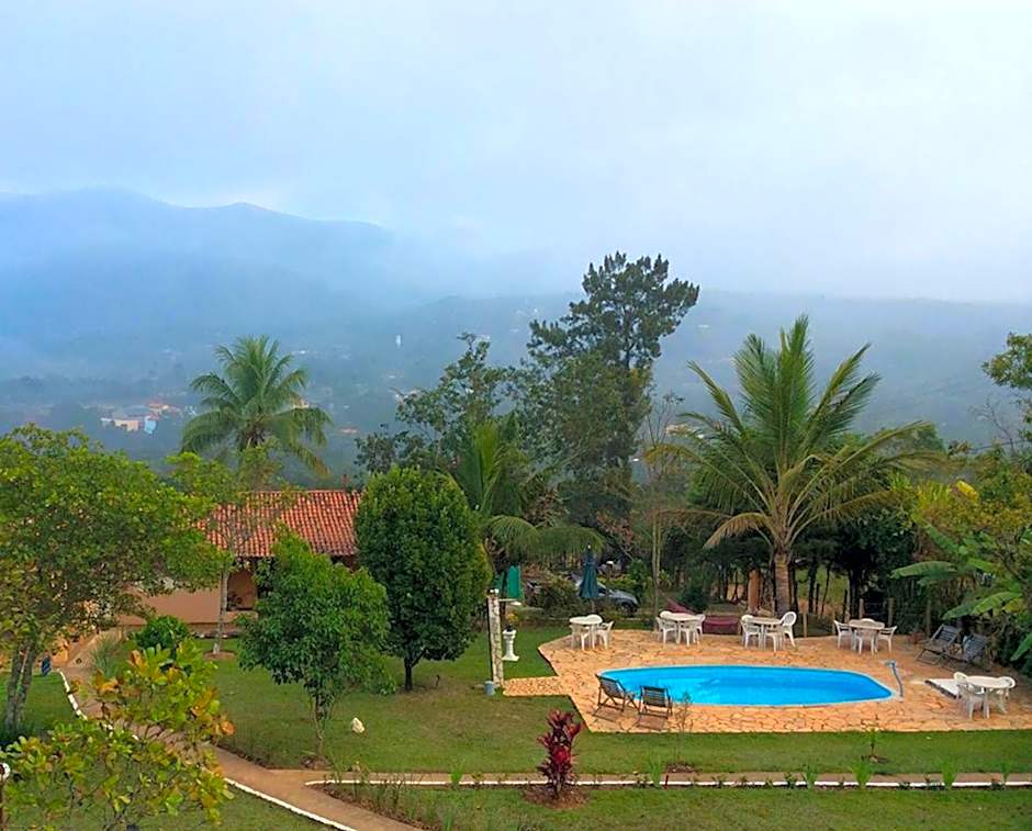 Hospedagem Vista Real