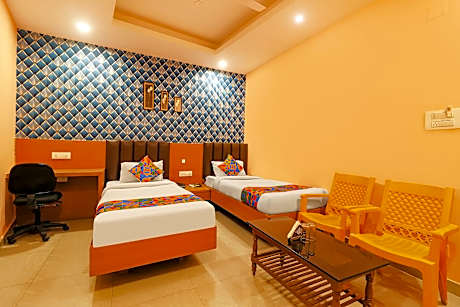 FabHotel Shanti International