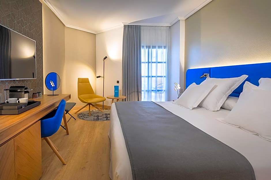 Barcelo Caceres V Centenario