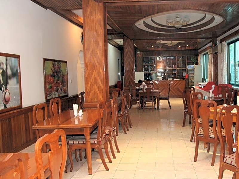 Royal White Elephant Hotel