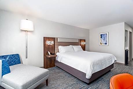 Standard King Room - Communications Accessible