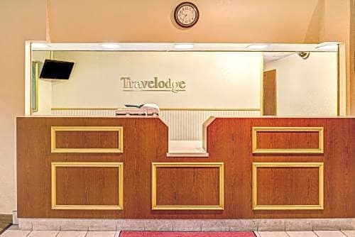 Travelodge by Wyndham Lincoln Airport I-80