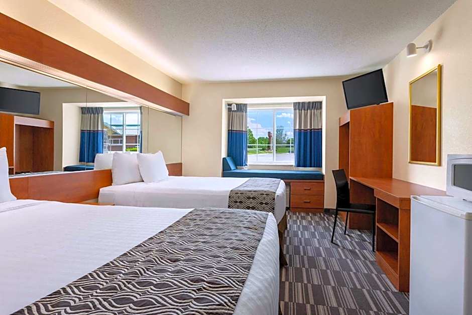 Microtel Inn & Suites by Wyndham Inver Grove Heights/Minne