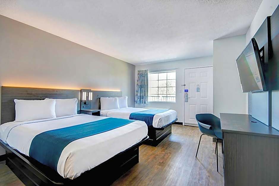 Studio 6-Ocean Springs, MS