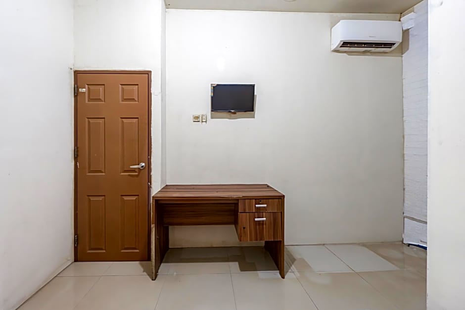OYO 93863 Dv Homestay Syariah Genteng
