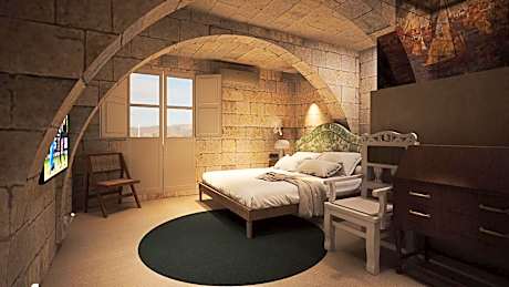 Deluxe King Room - Non-Smoking