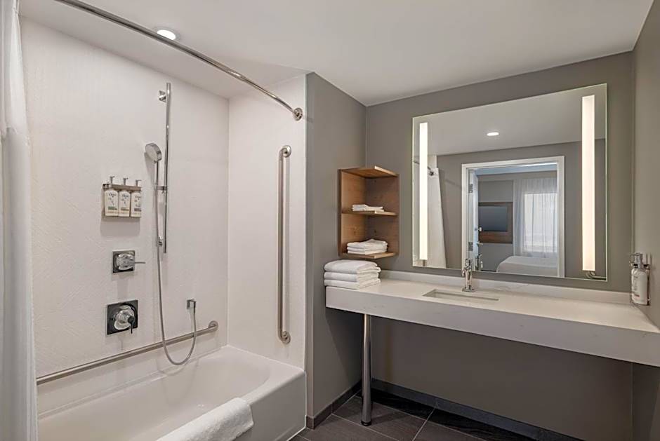 Staybridge Suites Port Elgin by IHG