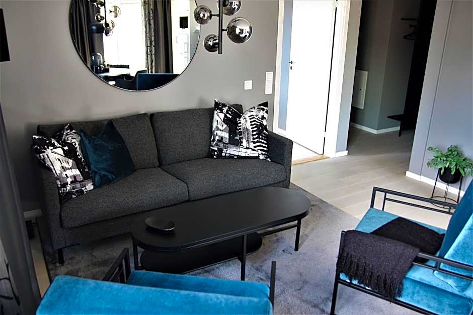 Sky Hotel City Apartments