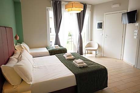Triple Room with Balcony