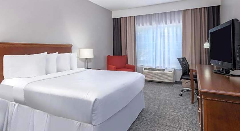 Country Inn & Suites by Radisson, Maumee - Toledo