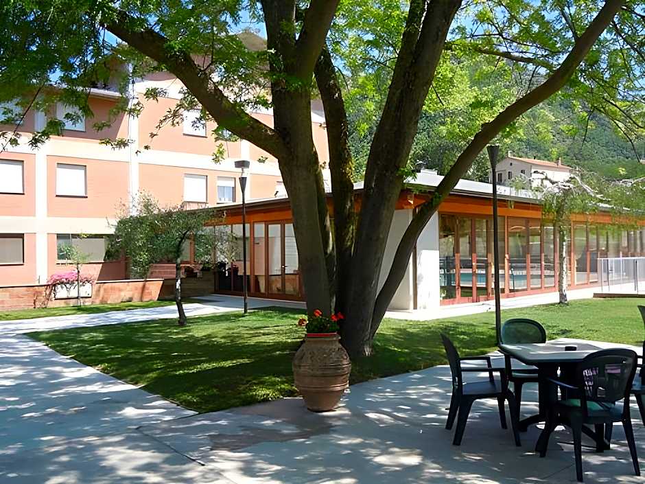 Catignano Hotel