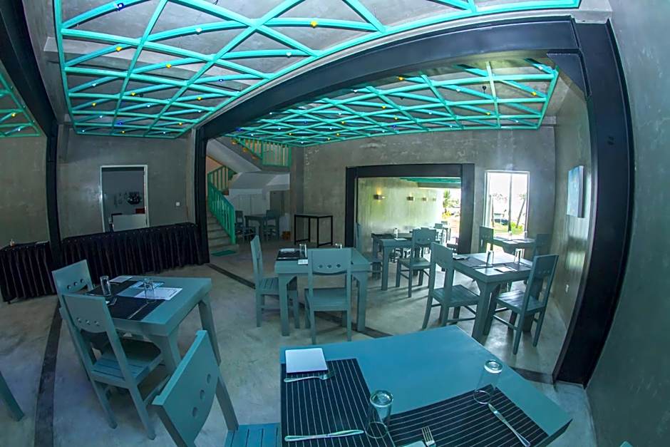 Somerset Mirissa Beach