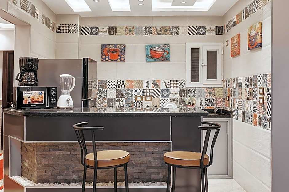 Pyramids Planet Hotel