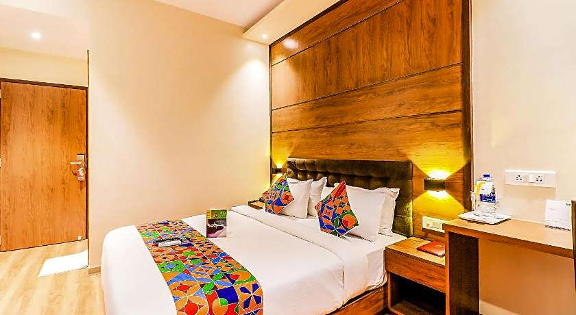 FabHotel Ascot International