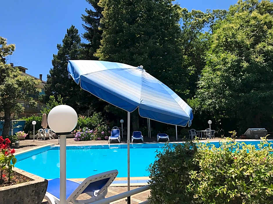 Mondial Park Hotel