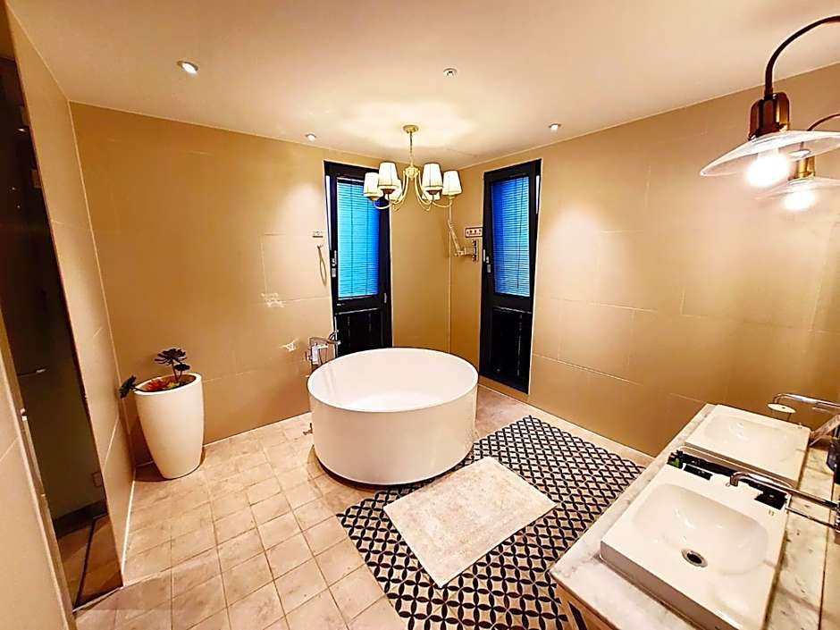 Le Stendal Hotel