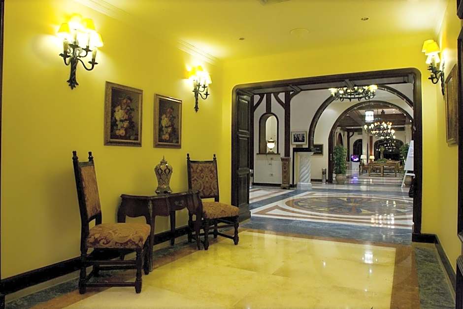 Helnan Auberge Fayoum