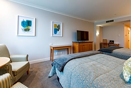 Standard Queen Room with Two Queen Beds