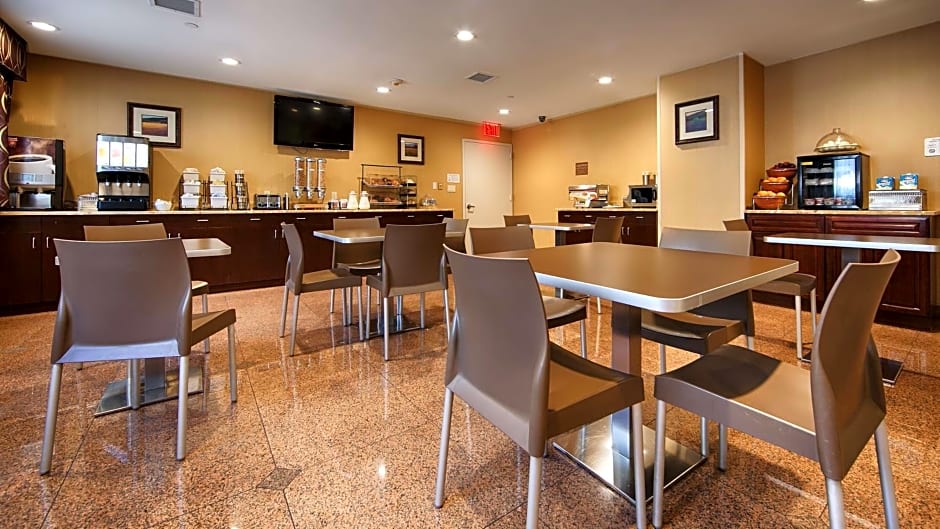 Best Western PLUS Arena Hotel