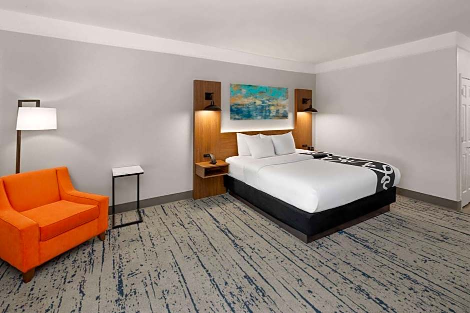 La Quinta Inn & Suites by Wyndham Angleton