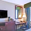 Ramada by Wyndham Jamaica/Queens