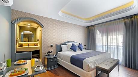 King Room