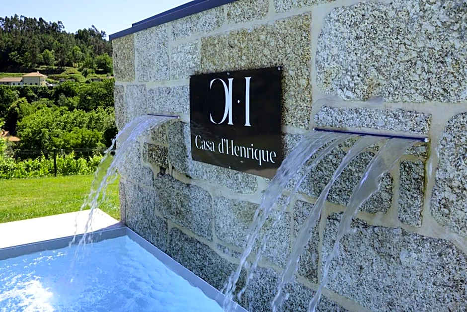 Casa d'Henrique Retreat Pool and Spa