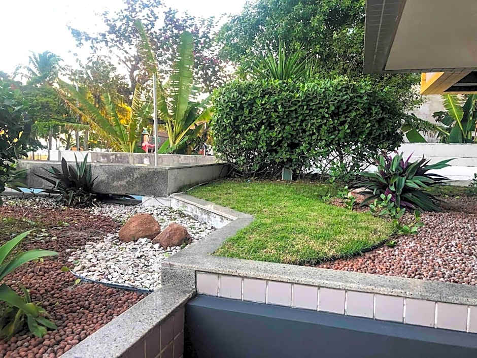 T-36: Flat charmoso a Beira mar da Pajuçara