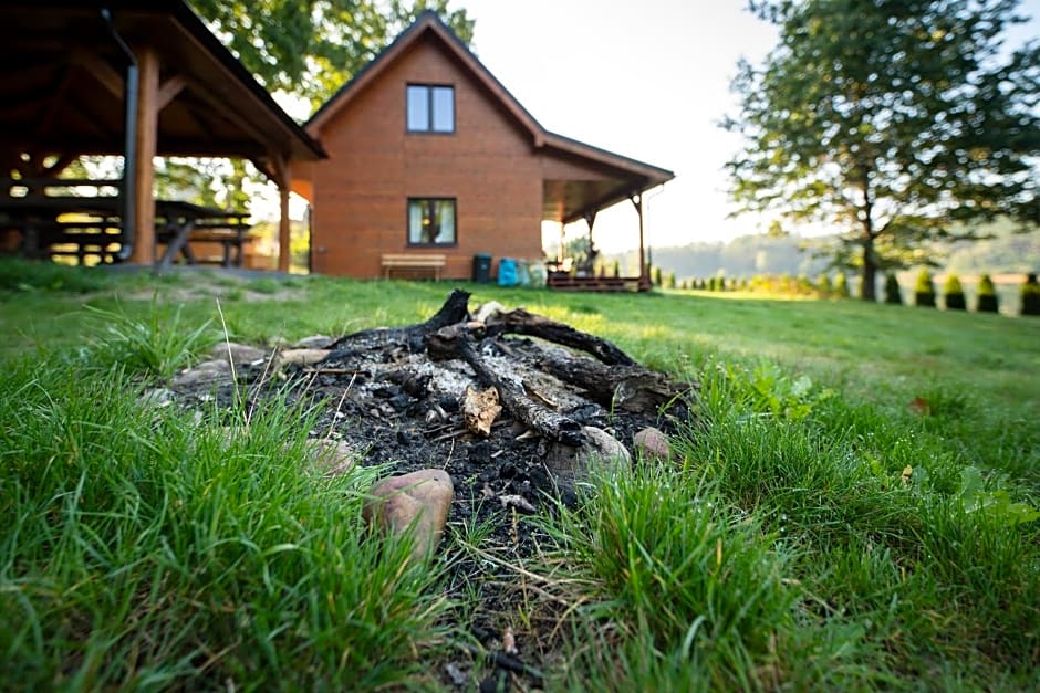 Domek nad jeziorem Kaszuby