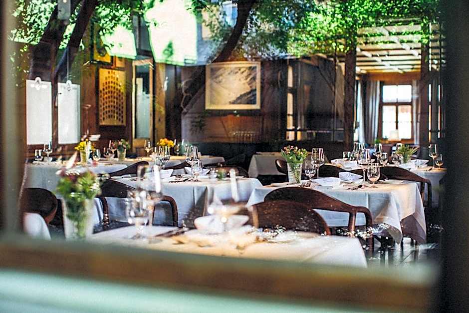 Hirschen - Fine Hotel, Restaurant & Spa