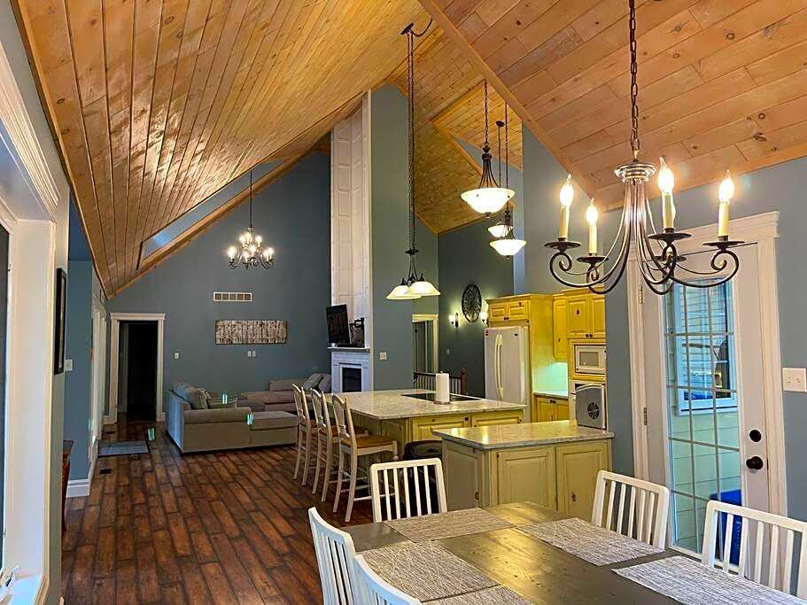 WELCOME TO BURNT RIVER ESTATE