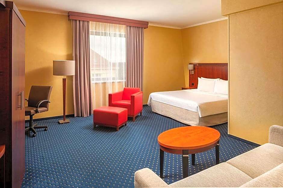 Courtyard by Marriott Prague City