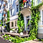 Alma Hotel - Boutique hideaway by the lake with rooftop and ladies-only wellness