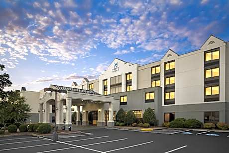 Hyatt Select Richmond/Chester