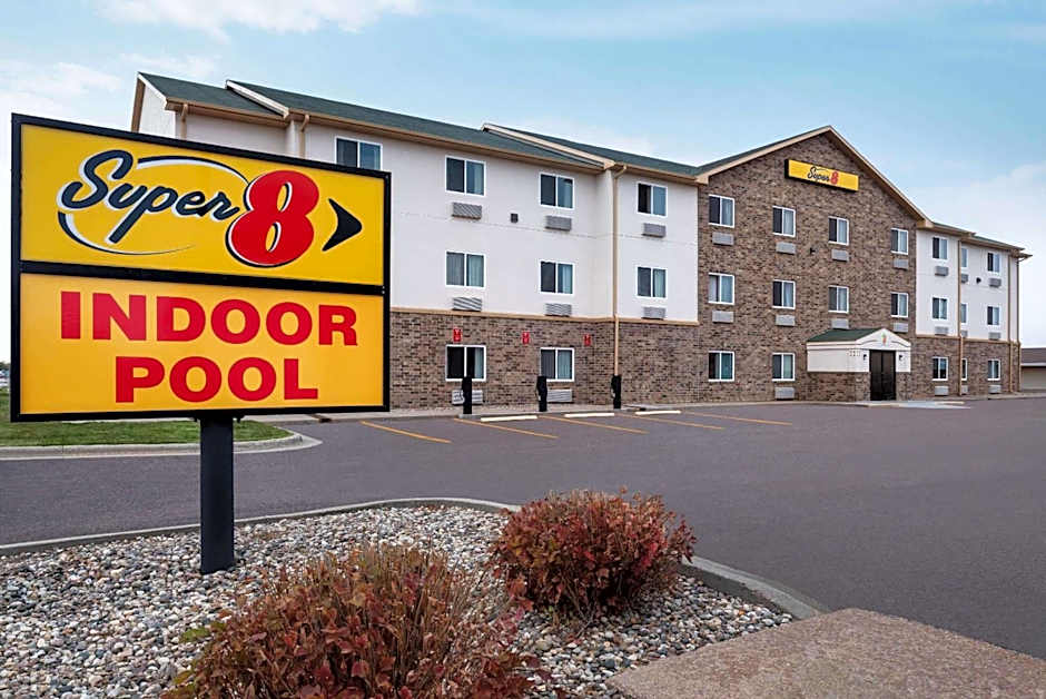 Super 8 by Wyndham Sioux Falls