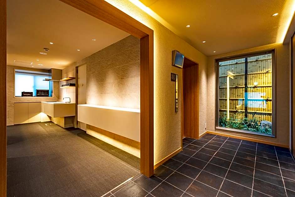 Karasuma Rokujo Hotel