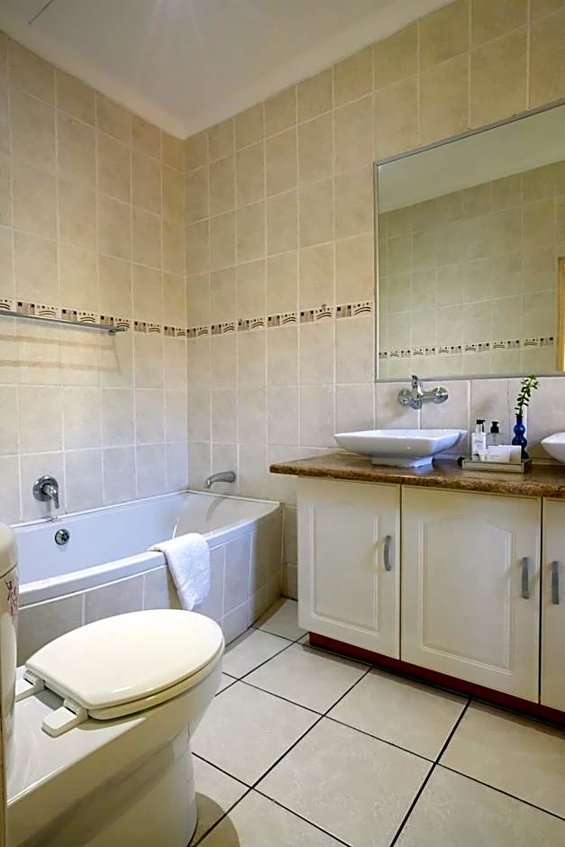 Whalesong Guest House