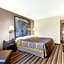 Super 8 by Wyndham Weston WV
