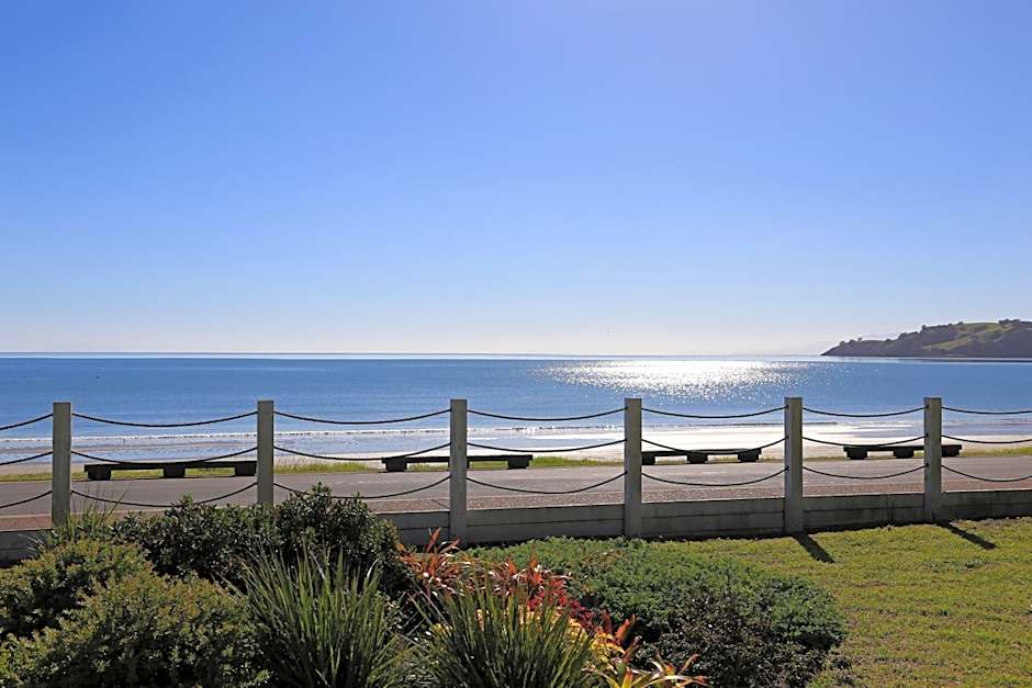 Onetangi Beach Apartments