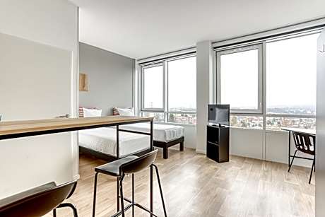 Studio M - Twin Beds