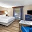 Candlewood Suites Topeka Hotel By IHG