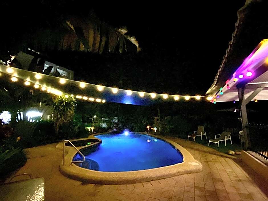 Reef Gateway Apartments