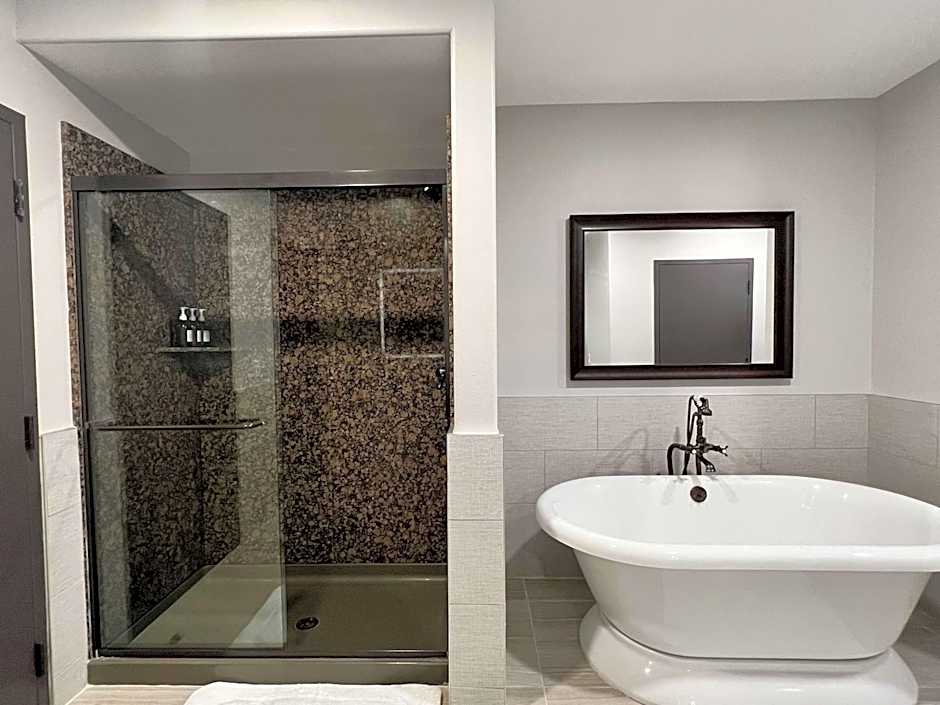 The Oread Lawrence, Tapestry Collection by Hilton